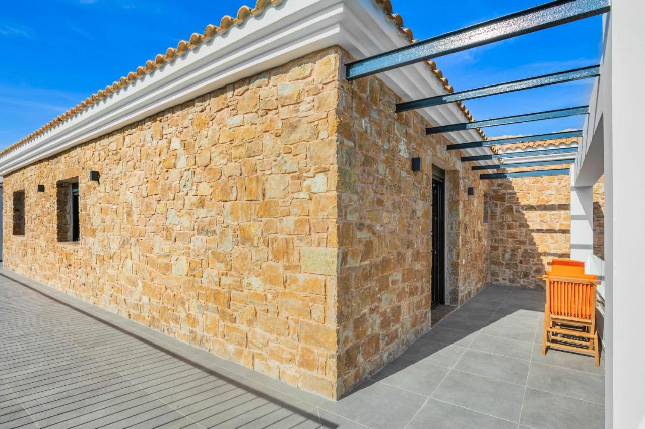 Epta Villas Luxury Redefined 아기아 파라스케비 외부 사진